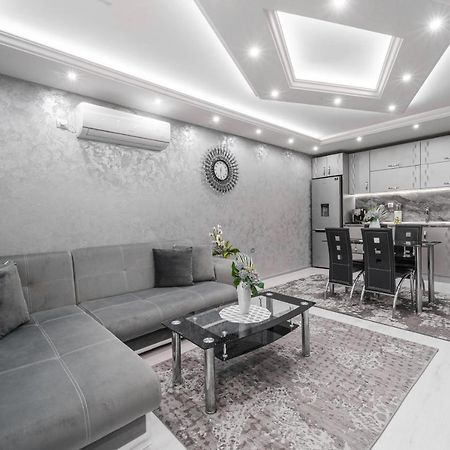 City Apartments - A Brand New Luxury & Comfy. Asenovgrad Ngoại thất bức ảnh
