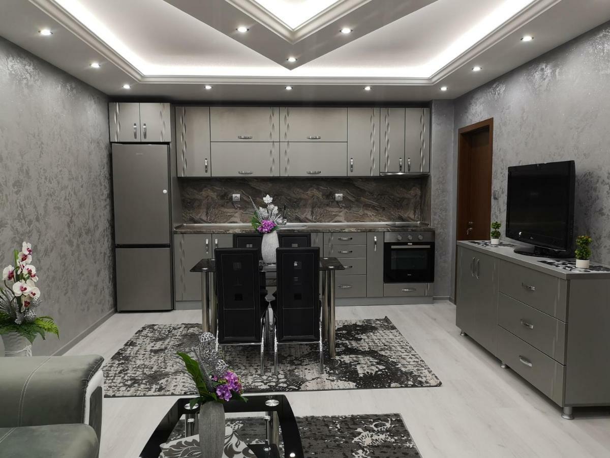 City Apartments - A Brand New Luxury & Comfy. Asenovgrad Ngoại thất bức ảnh